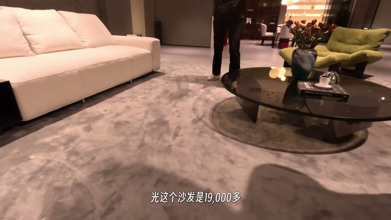 White sofa and coffee table displayed in the second Foshan showroom