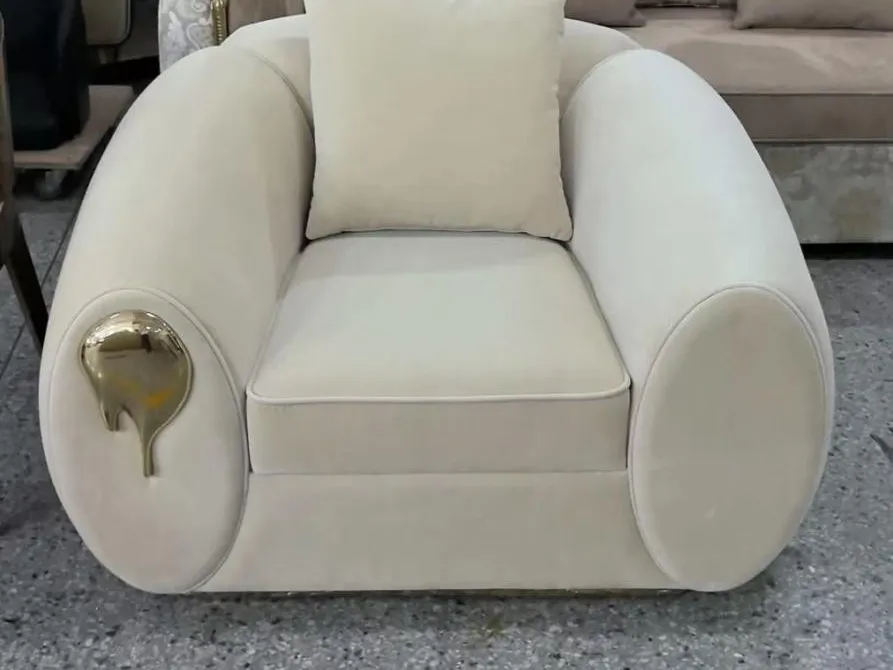 Rounded sofa finished at the factory