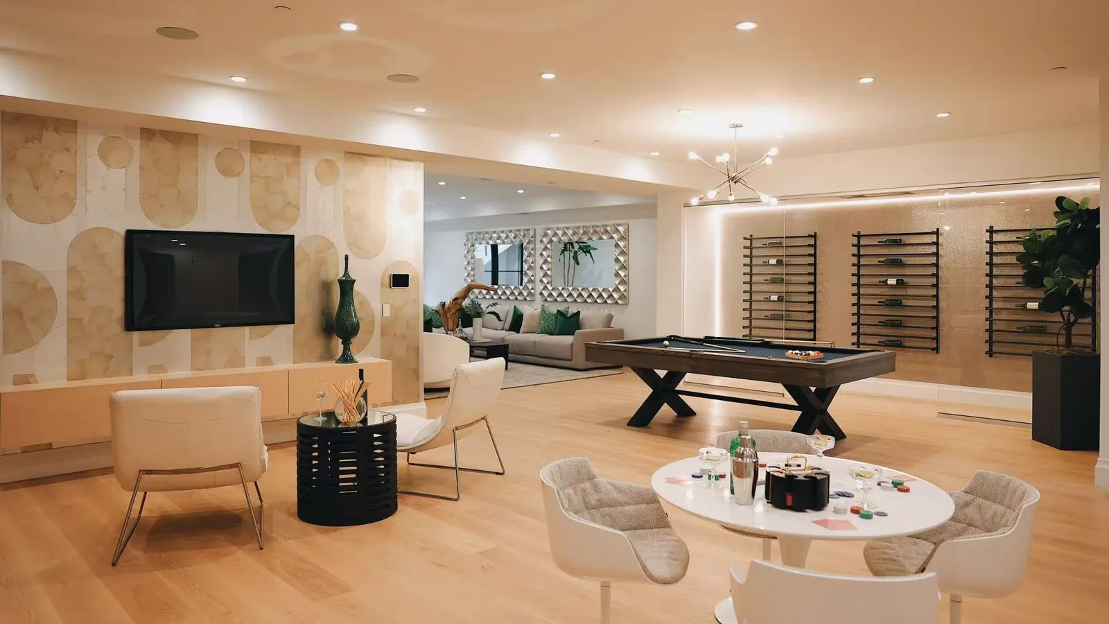 Games and lounge room, Menlo Park residence