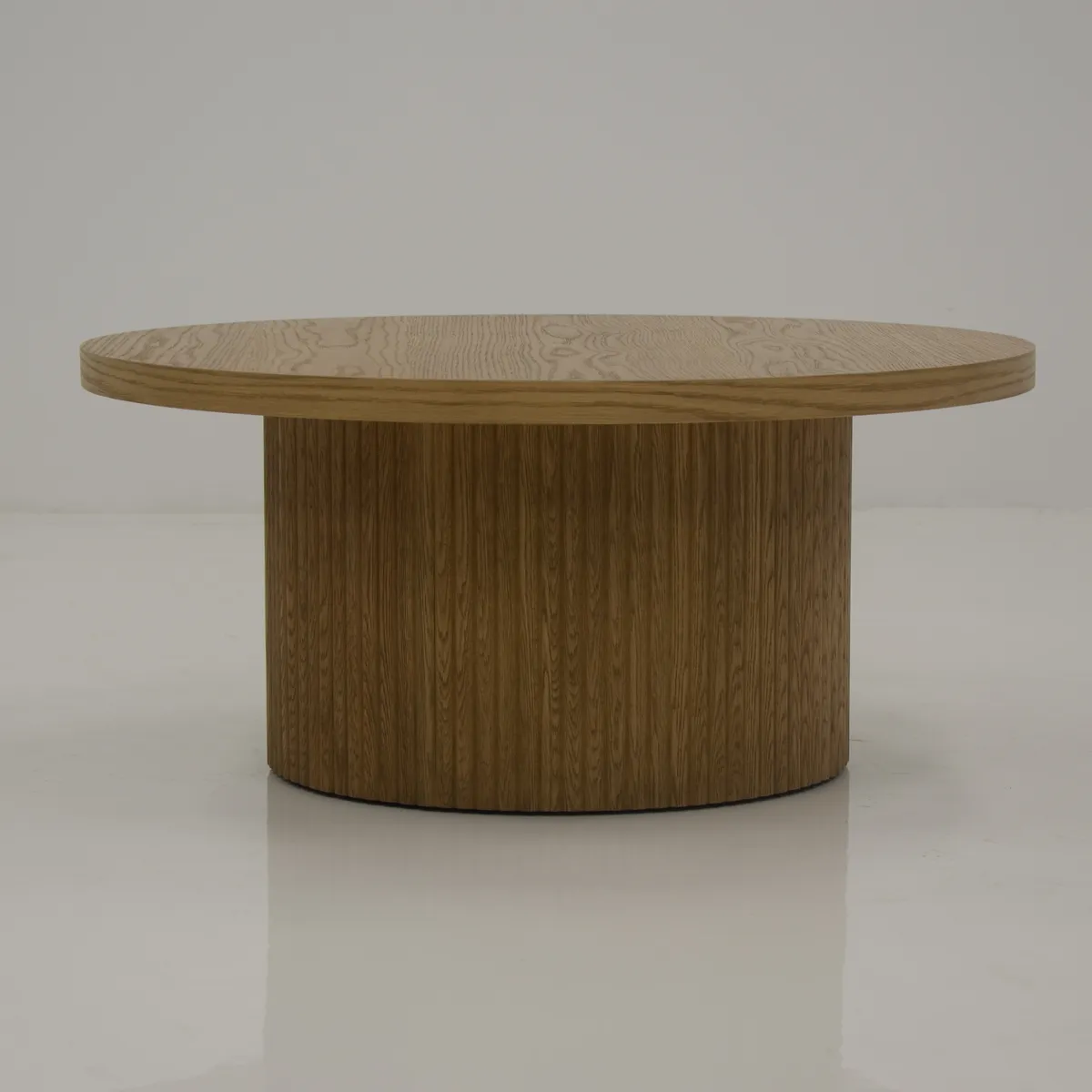 Round fluted coffee table