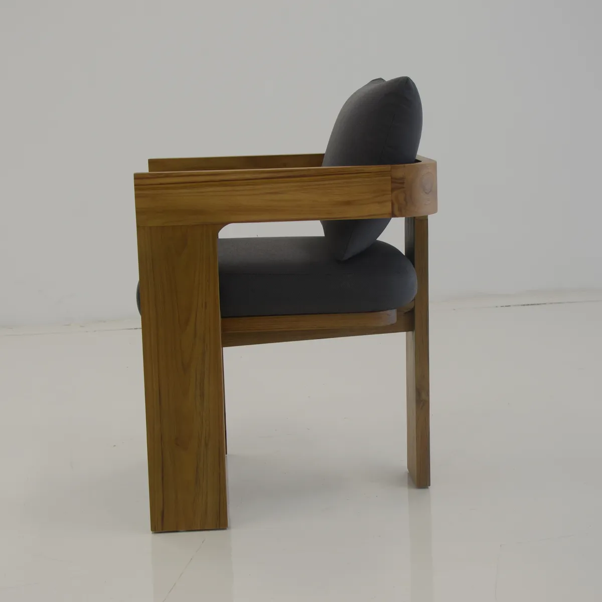 Timber-frame dining chair